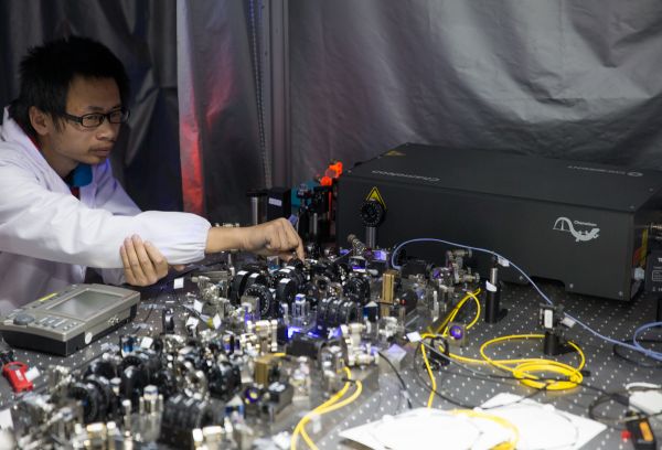 Photo taken on Dec. 9, 2016 shows a scientist working at a quantum communication ground station in southwest China's Tibet Autonomous Region.   (Jin Liwang/Xinhua) 
