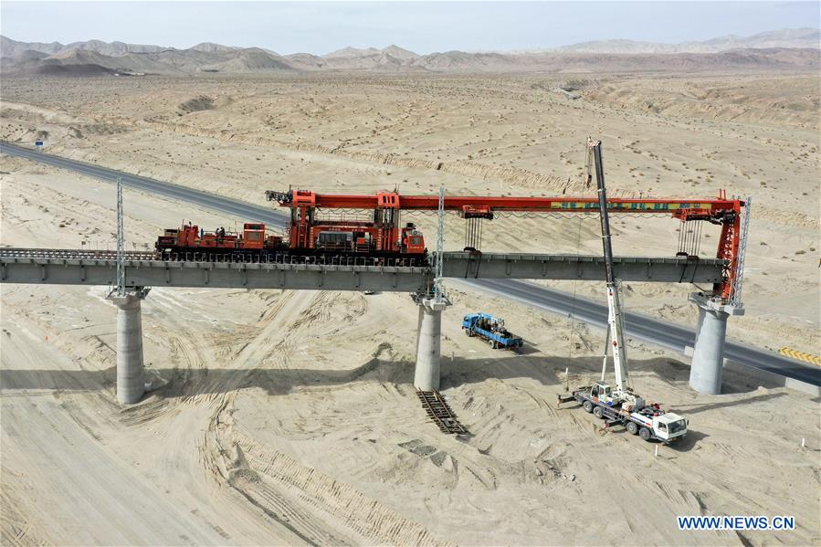 CHINA-XINJIANG-GENERATION Z-RAILWAY BUILDER (CN)
