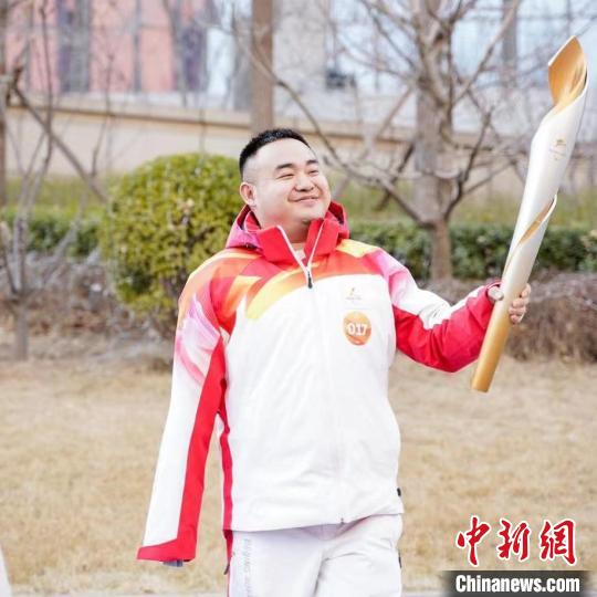 “可乐男孩”薛枭：感谢15年前自己没有放弃